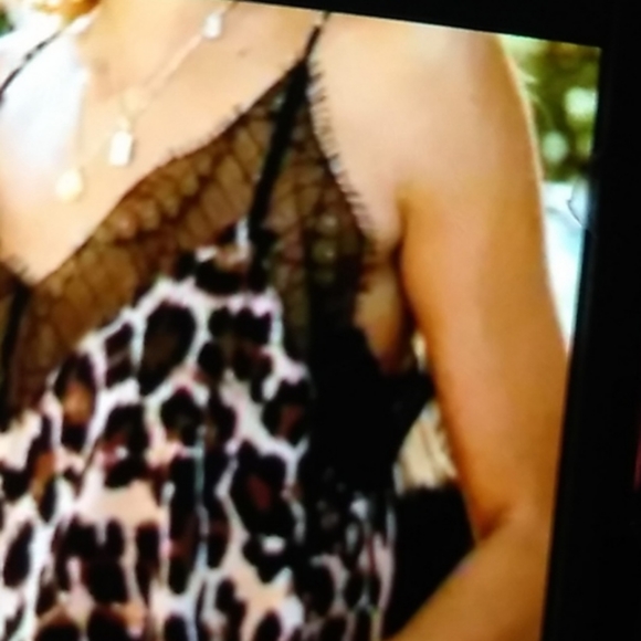 ♥️BUNDLE ONLY♥️ Leopard Print Rich Textured Graphic Black Lace Camisole SZ S - Picture 7 of 8